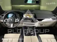2021 BMW X7