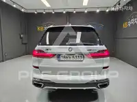 2021 BMW X7