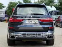 2021 BMW X7