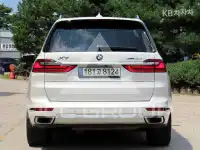 2021 BMW X7