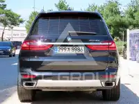 2021 BMW X7