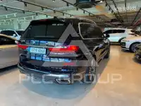 2021 BMW X7