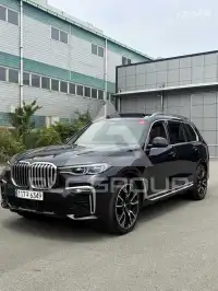 2021 BMW X7
