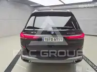 2021 BMW X7