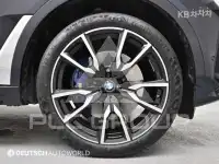 2021 BMW X7