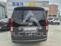 2021 Hyundai Staria