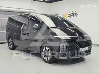 2021 Hyundai Staria