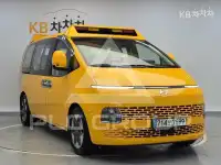 2021 Hyundai Staria