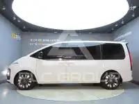 2021 Hyundai Staria