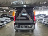 2021 Hyundai Staria
