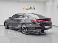 2021 KIA K8