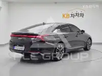 2021 KIA K8