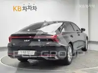2021 KIA K8