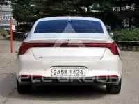 2021 KIA K8