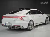 2021 KIA K8