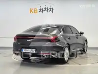2021 KIA K8