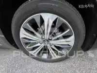 2021 KIA K8