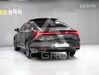 2021 KIA K8