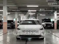 2021 KIA K8