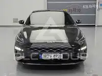 2021 KIA K8