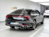 2021 KIA K8