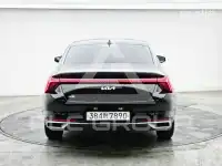 2021 KIA K8