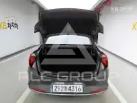 2021 KIA K8