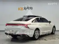 2021 KIA K8