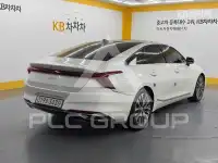 2021 KIA K8