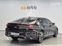 2021 KIA K8