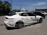 2021 KIA Stinger
