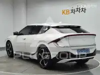 2021 KIA EV