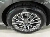 2021 Genesis G80