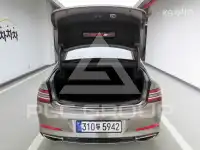 2021 Genesis G80