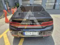 2021 Genesis G90