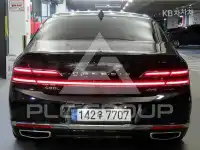 2021 Genesis G90