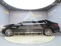 2021 Genesis G90
