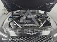 2021 Genesis G90