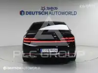 2021 Genesis G90
