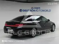 2021 Genesis G90