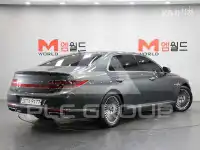 2021 Genesis G90