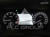 2021 Genesis G90