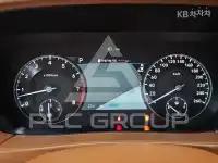 2021 Genesis G90