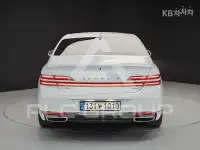 2021 Genesis G90