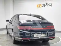 2021 Genesis G90