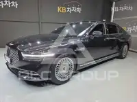 2021 Genesis G90