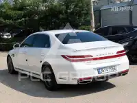 2021 Genesis G90