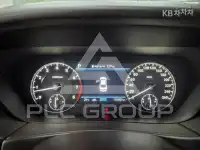 2021 Genesis G90