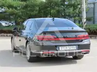 2021 Genesis G90