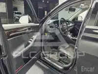 2021 Genesis G90